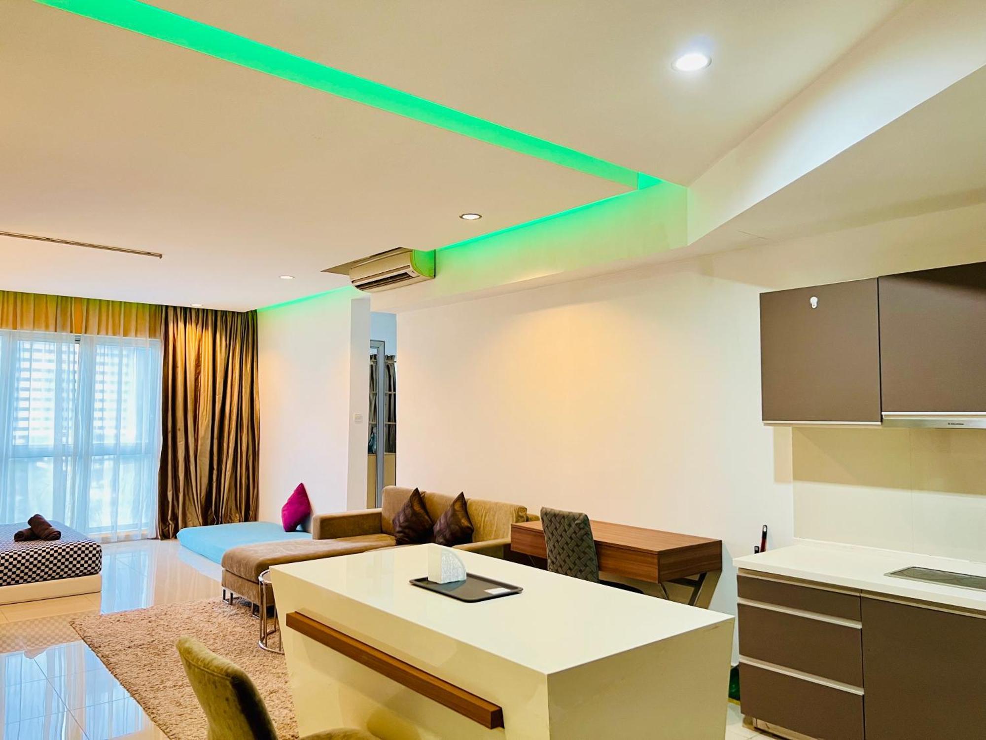 Regalia Suites & Residence By Enjoy Your Stay Kuala Lumpur Dış mekan fotoğraf